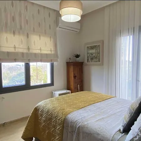 Villa Kyrenia * Lapta