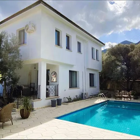 Villa Villa Kyrenia